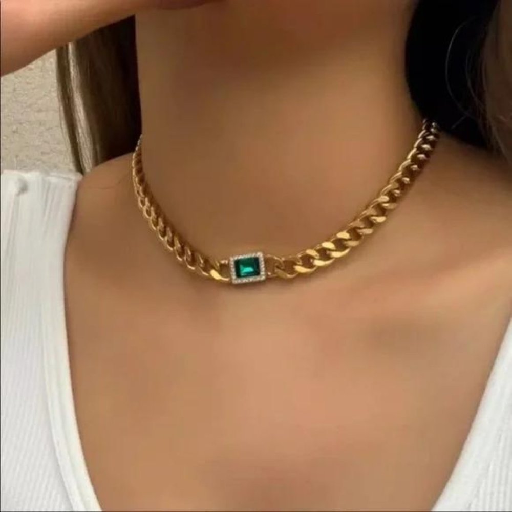 CHUNKY CHAIN 18K GOLD CHOKER NECKLACE, NICE NECKLACE, CUTE NECKLACE - Picture 2 of 9